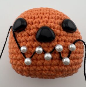 Halloween amigurumi pumpkin