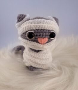 mummy cat amigurumi